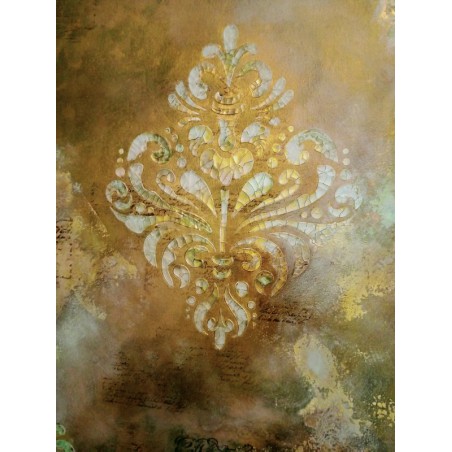 Victoria ornament